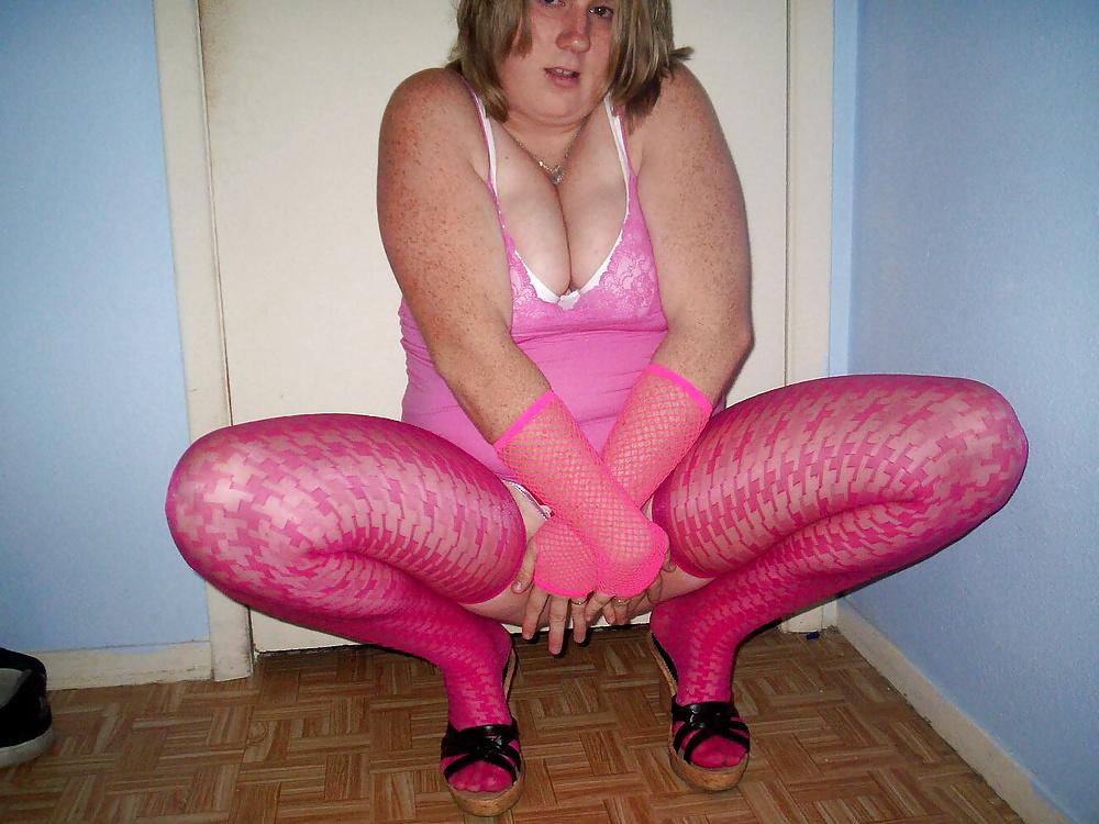25P Bex Chubby Wank Slut 8