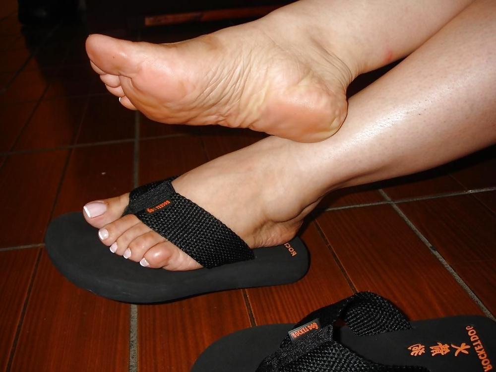 11P BBW Feet & Soles 