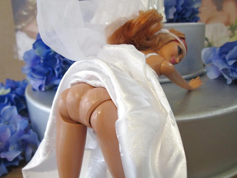 25P Here cums the bride, Barbie