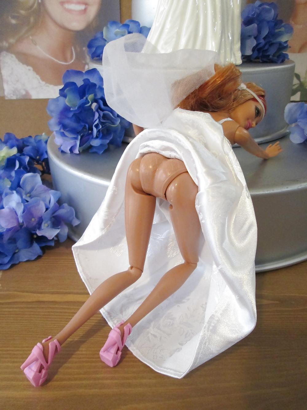 25P Here cums the bride, Barbie