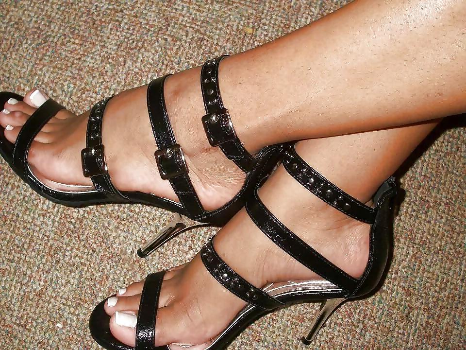 25P Feet in Heels 3