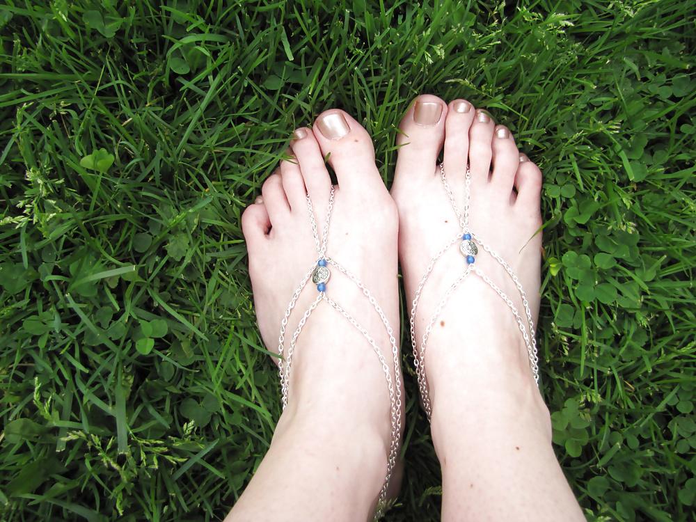 25P Hippie Goddess Feet II