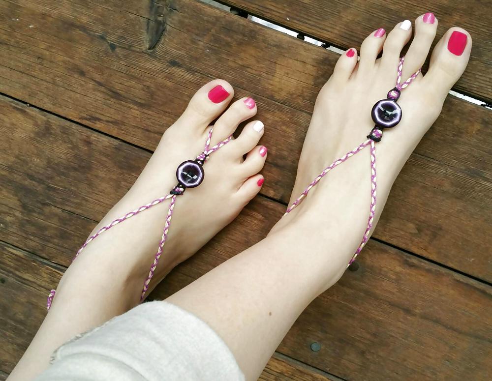 25P Hippie Goddess Feet II