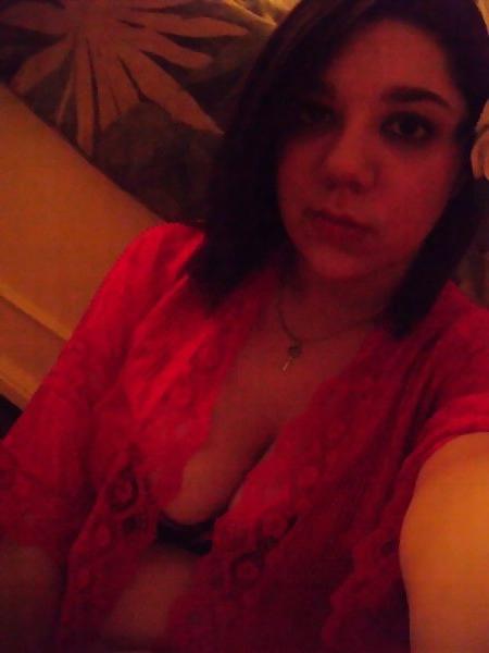6P Sexy bitch with glasses and cleavage.