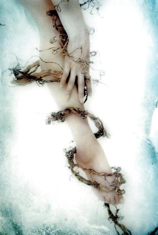 25P Beautiful Makiko Art Photos