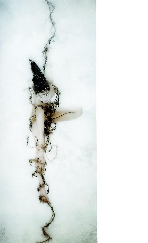 25P Beautiful Makiko Art Photos
