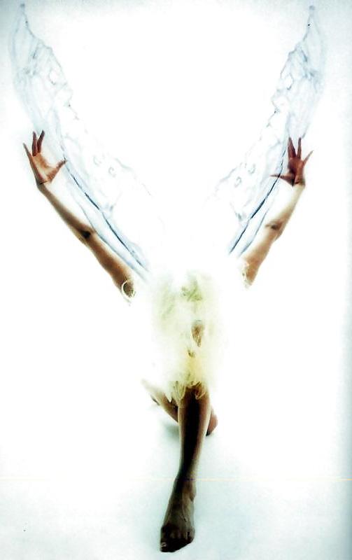 25P Beautiful Makiko Art Photos