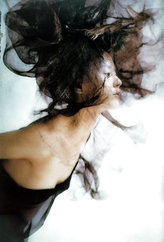 25P Beautiful Makiko Art Photos