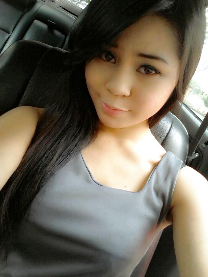25P Awek Melayu Comel Seksi Freehair