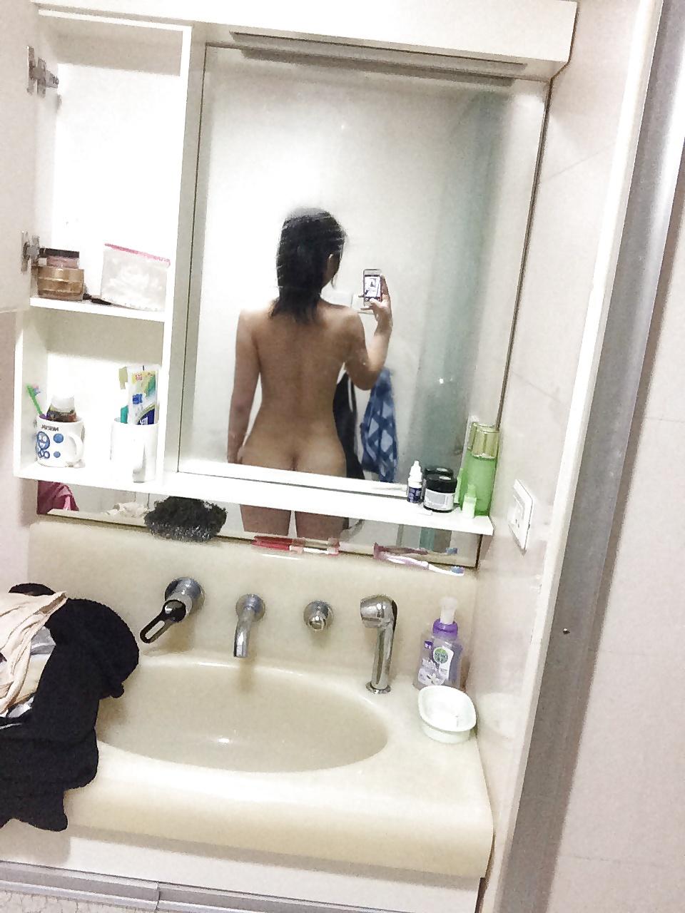 15P Sexy chinese babe