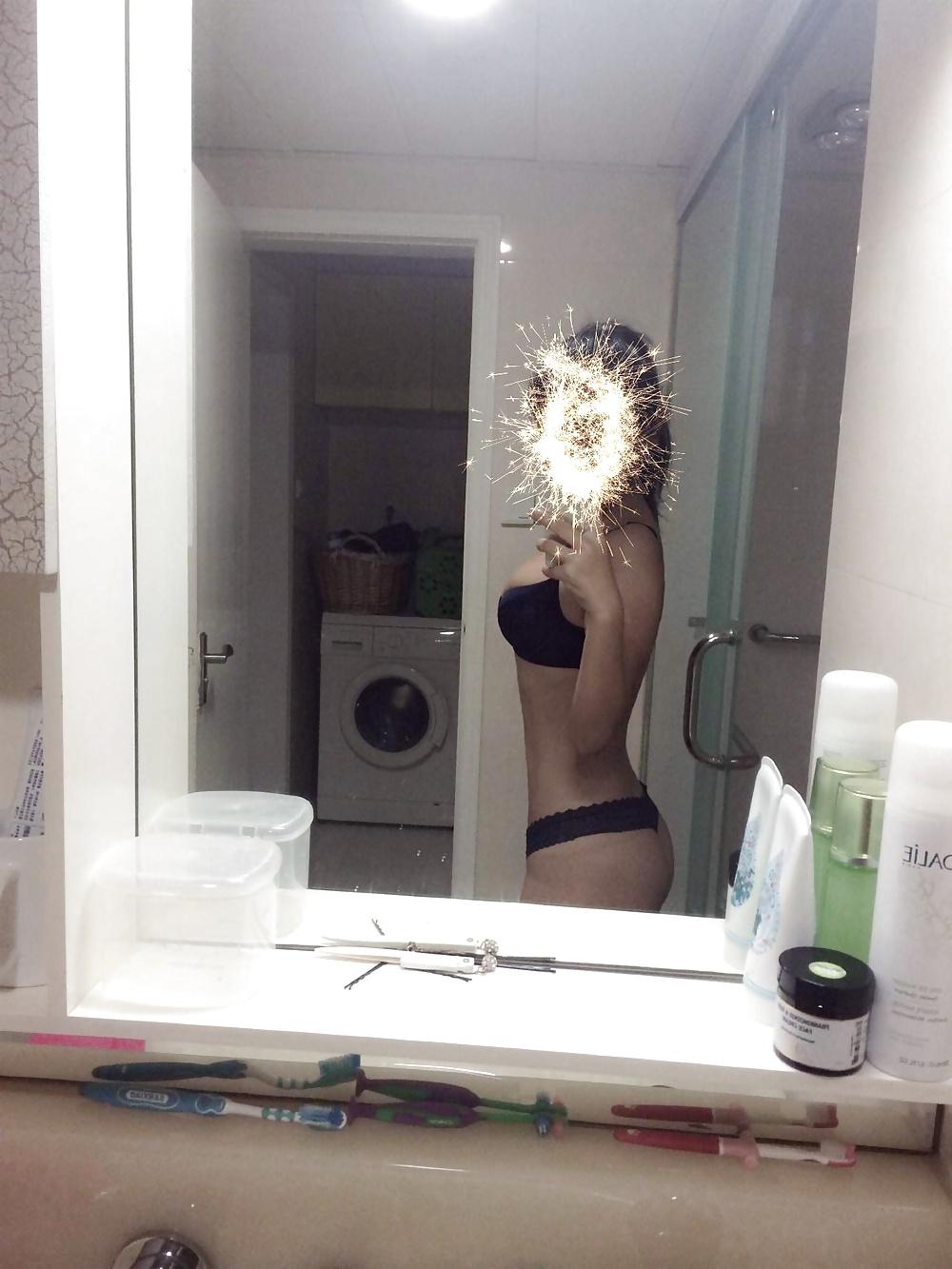 15P Sexy chinese babe