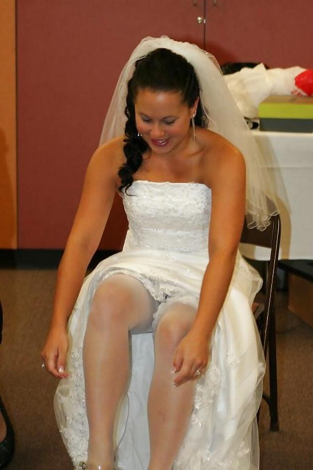 25P Bride Upskirt 3