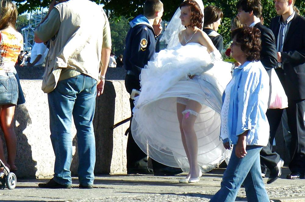 25P Bride Upskirt 3