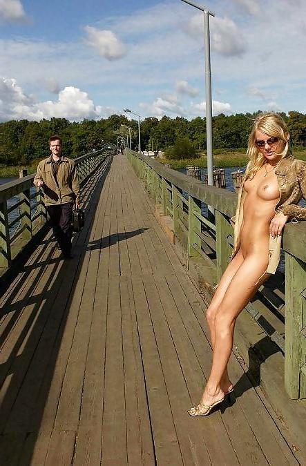 25P Mix girls naked in public