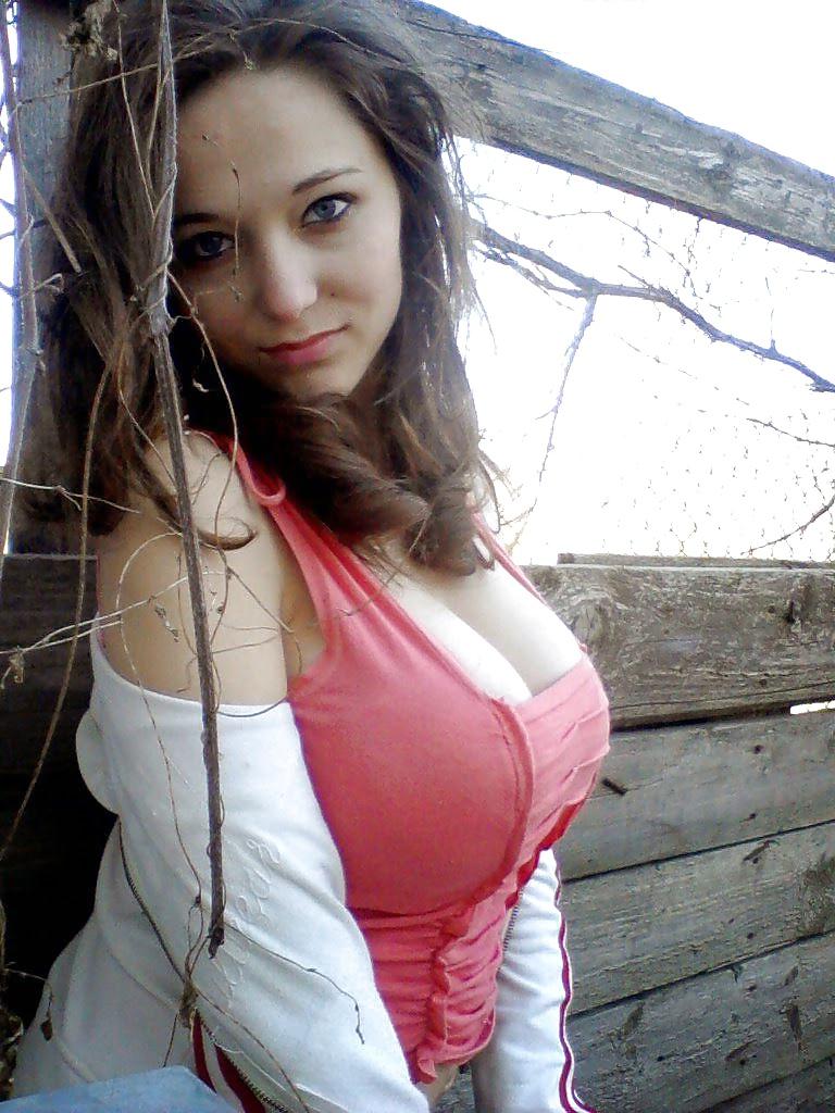 25P Curvy Beauties 101 Clothed Edition