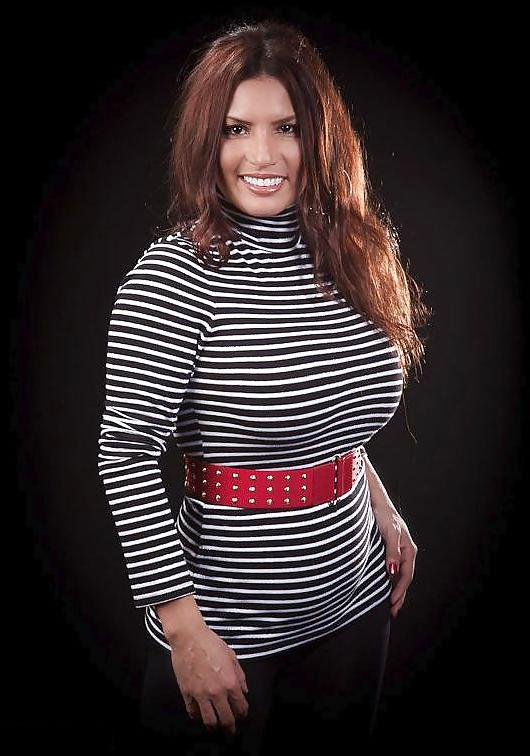 25P Curvy Beauties 101 Clothed Edition