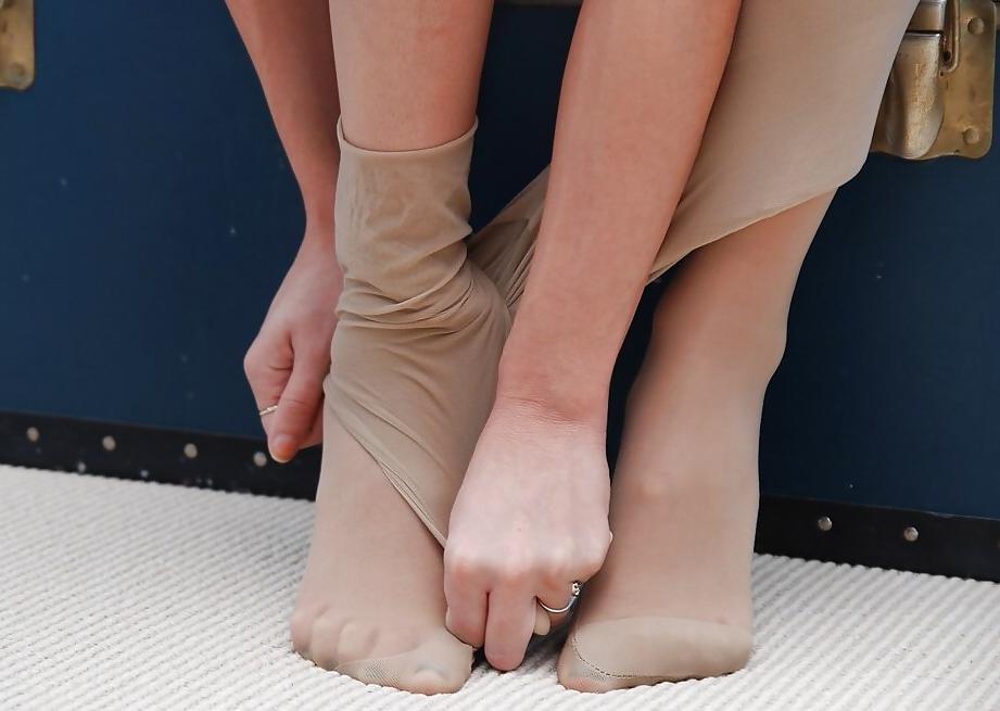 25P Feet hose 1 (estefania)