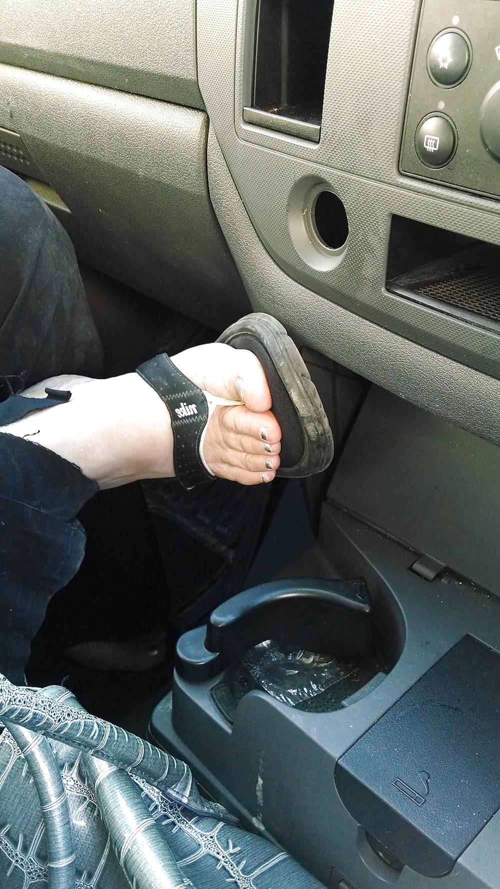 25P Wife feet and toes
