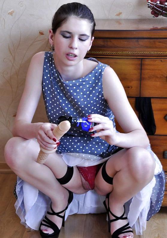 25P She Want to Play Alone