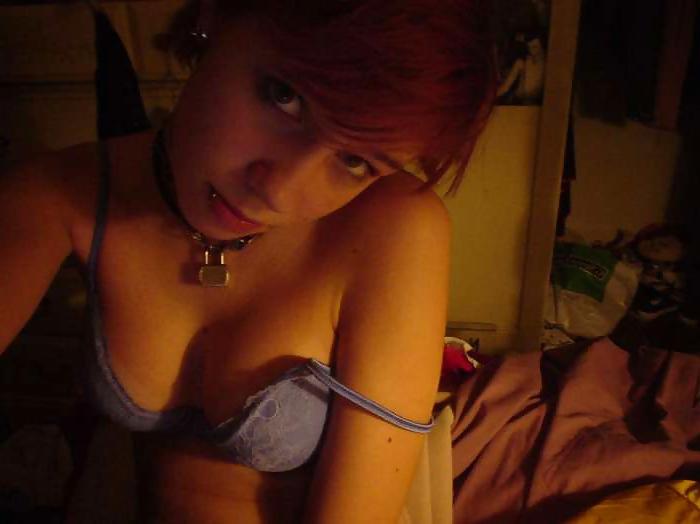 21P Cute Punk Girl Self Shots