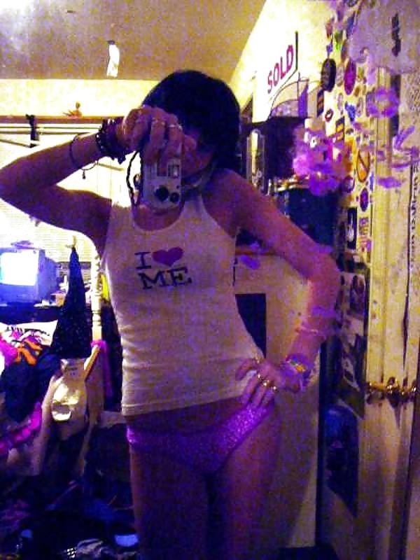 21P Cute Punk Girl Self Shots