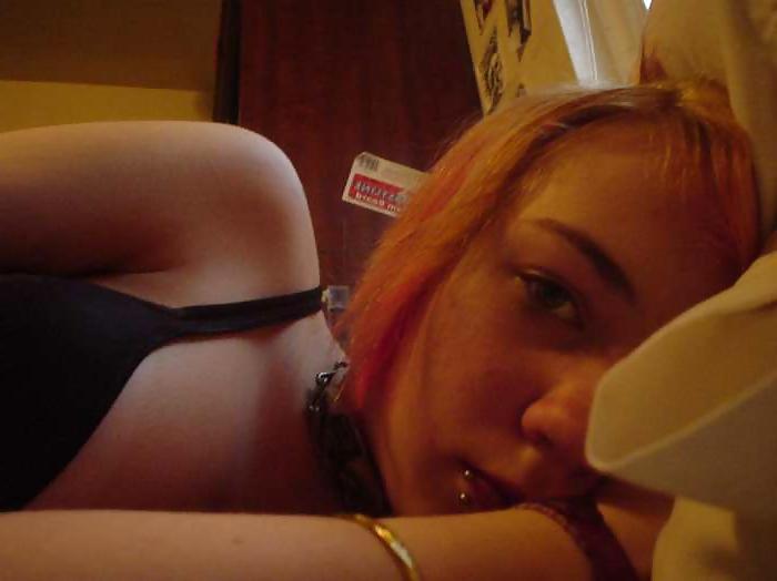 21P Cute Punk Girl Self Shots