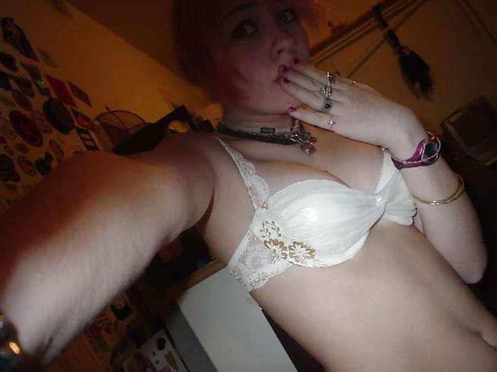 21P Cute Punk Girl Self Shots