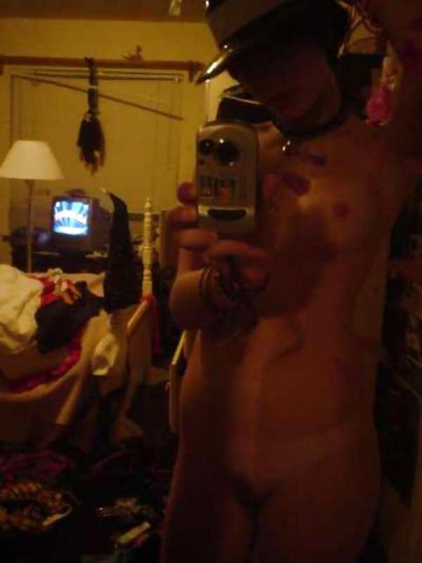 21P Cute Punk Girl Self Shots