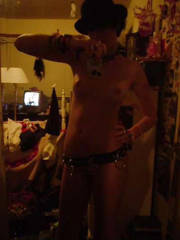21P Cute Punk Girl Self Shots