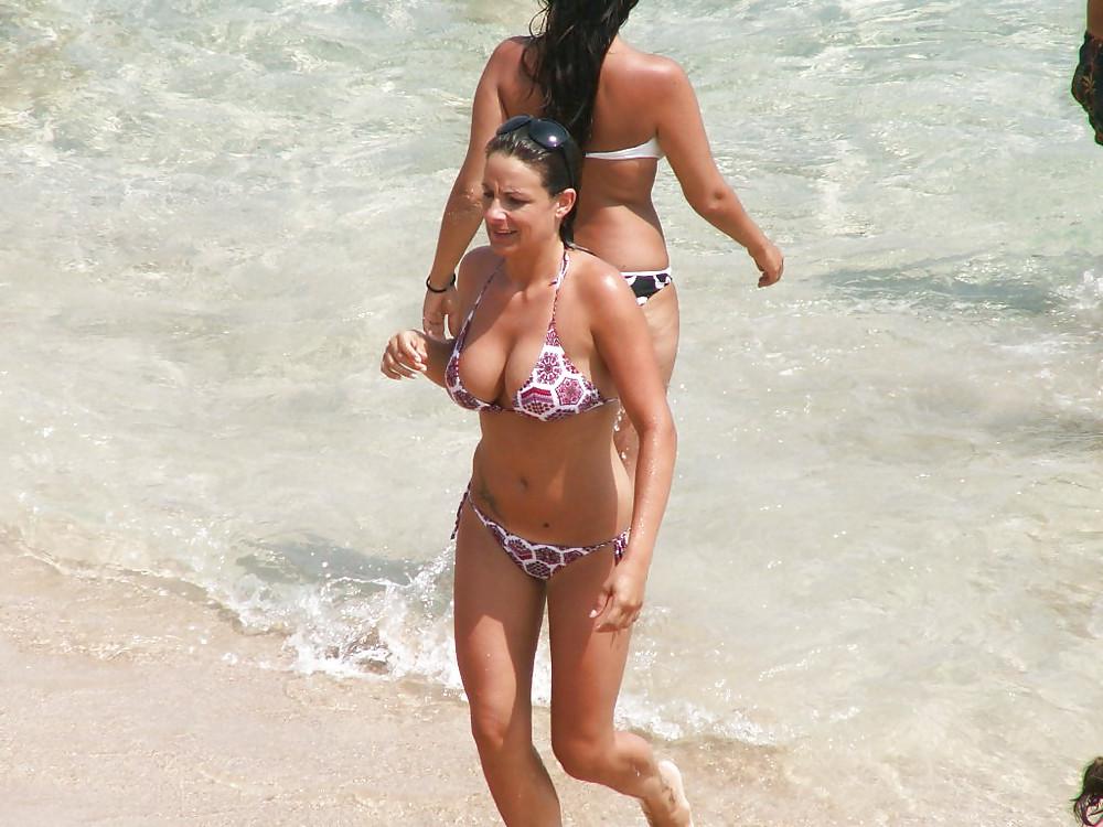 25P Playas Bikinis Tangas Topless Fotos 2