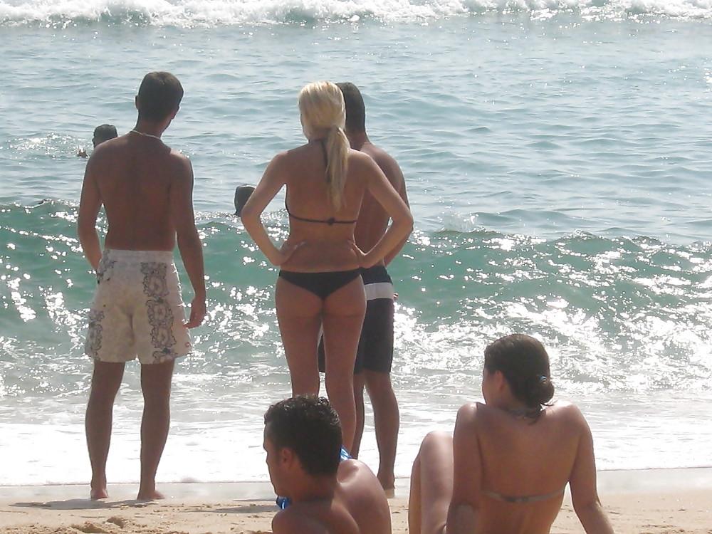 25P Playas Bikinis Tangas Topless Fotos 2