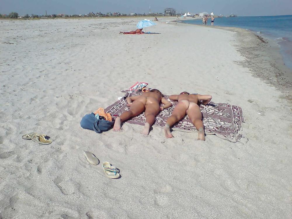 25P Playas Bikinis Tangas Topless Fotos 7