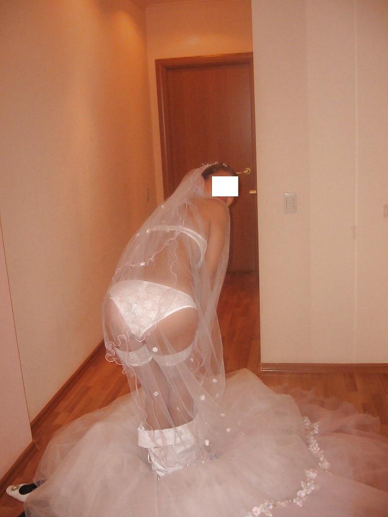 15P Nylon Bride - Nylon Braut 