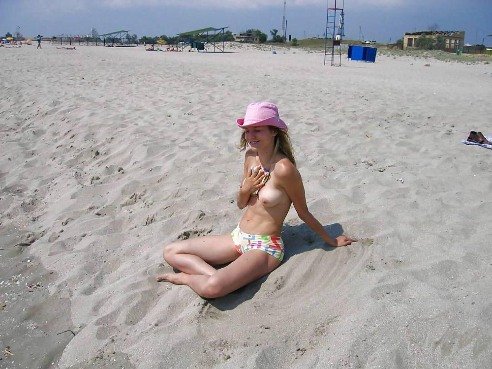 25P Playas Bikinis Topless Fotos 10