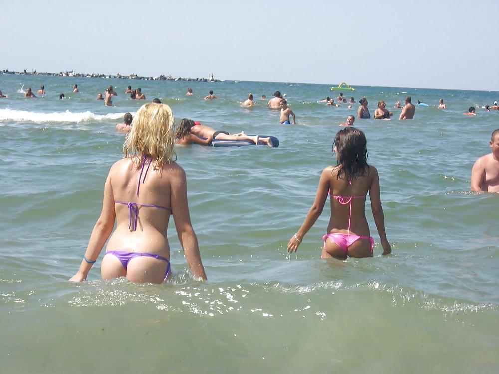 25P Playas Bikinis Topless Fotos 11