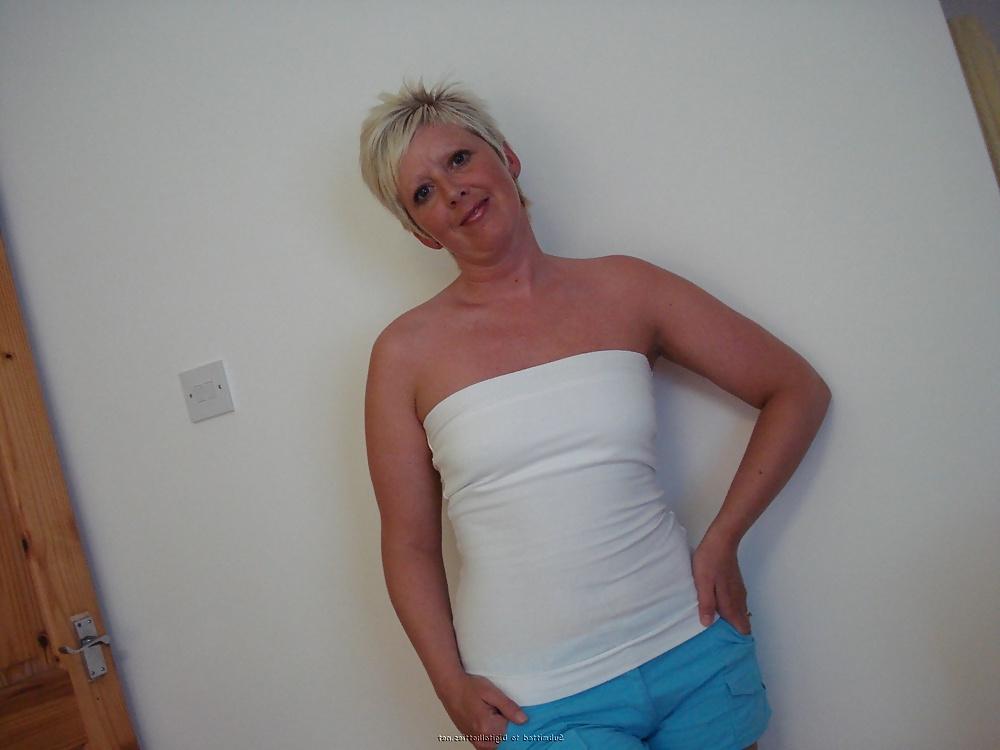 25P Mature Goddess 6