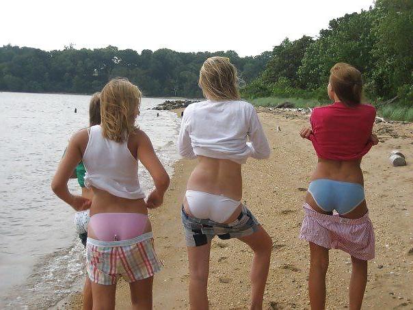 25P Panties in public