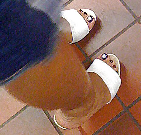 25P Candid Feet #2