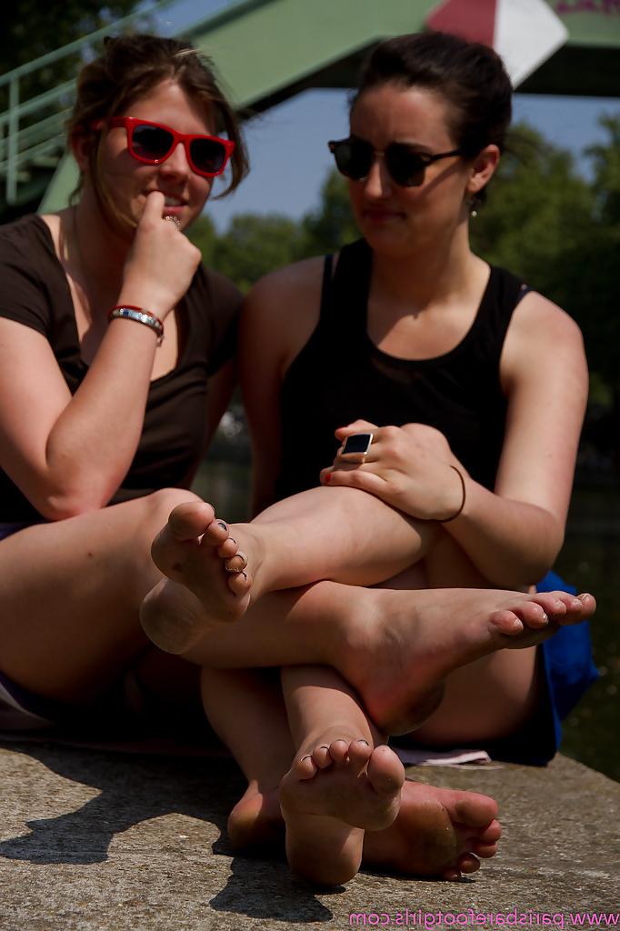 25P Candid Feet #2