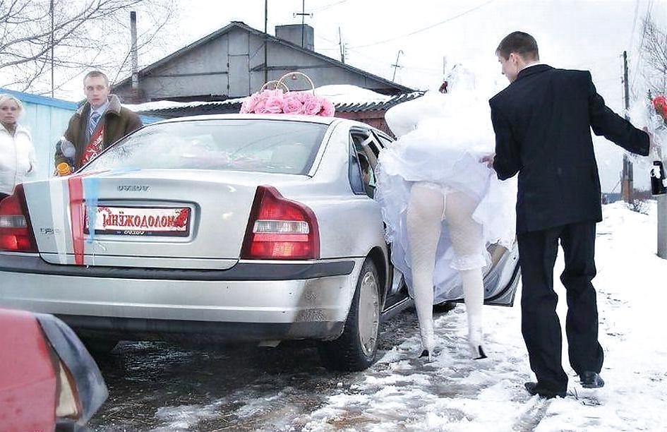 24P Bride Upskirt 4