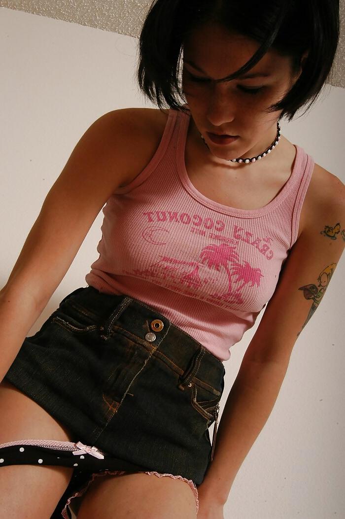 25P Naughty Nati (2)