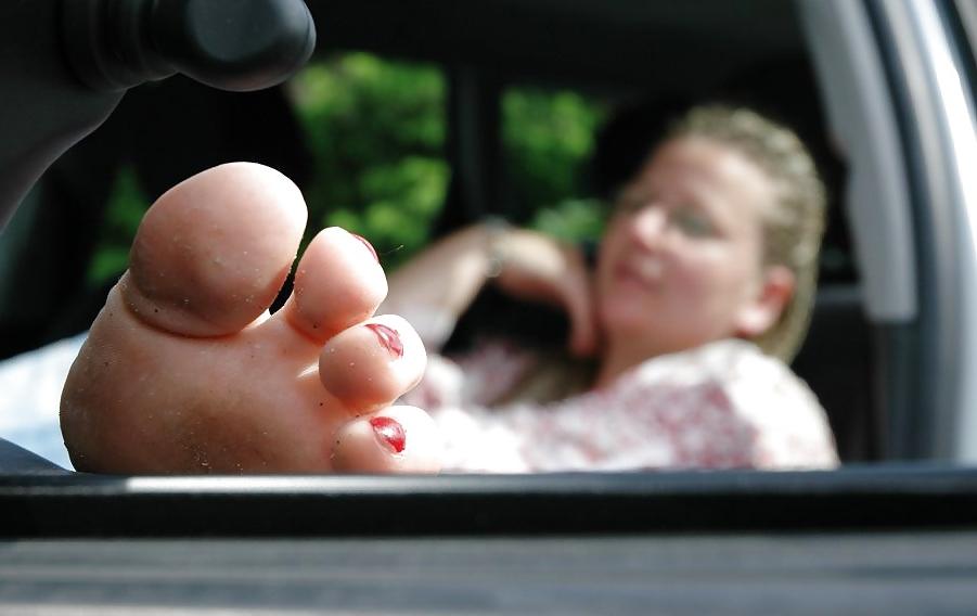 25P Candid Feet #3