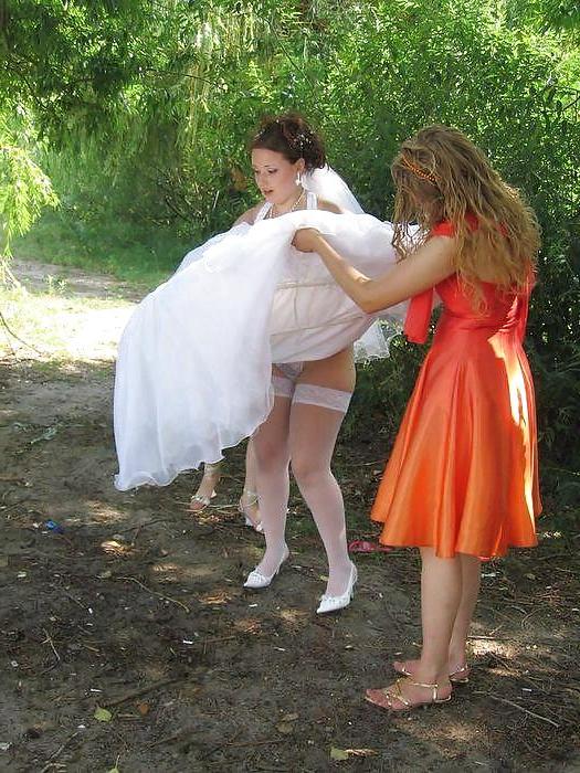 25P Bride Upskirt