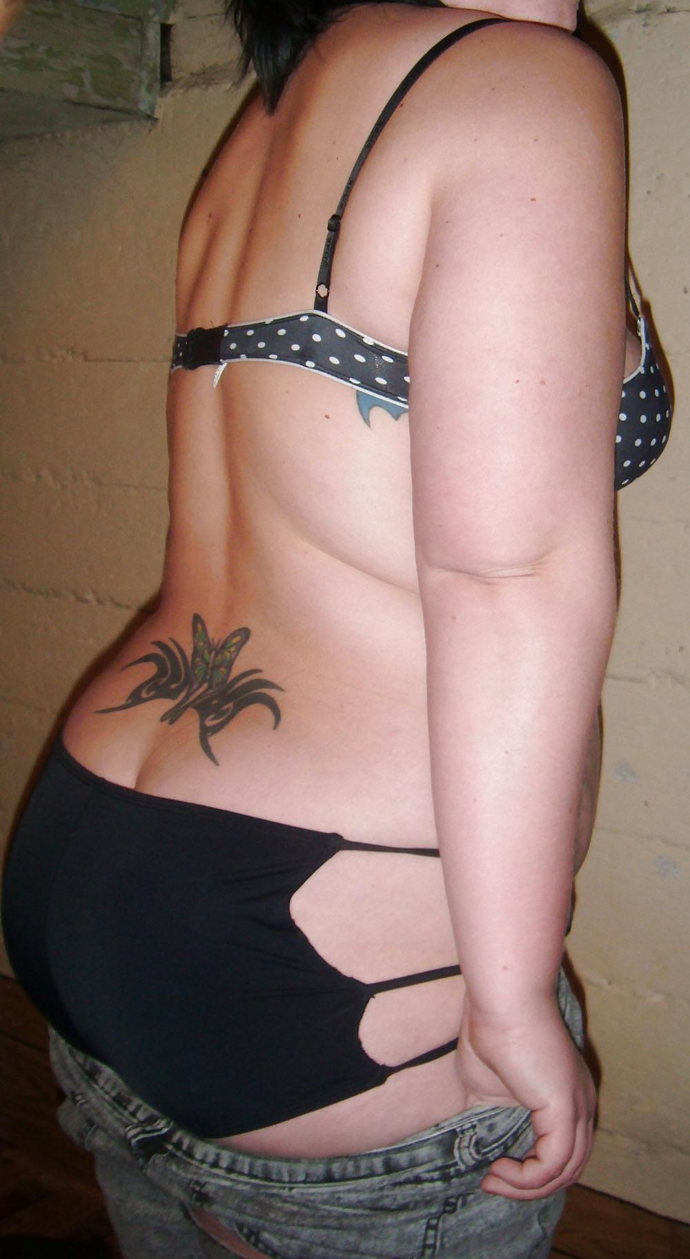 25P Chubby EMO hottie getting naked