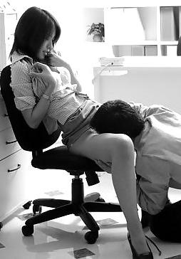 24P Erotic Art of Kissing a Pussy - Session 3