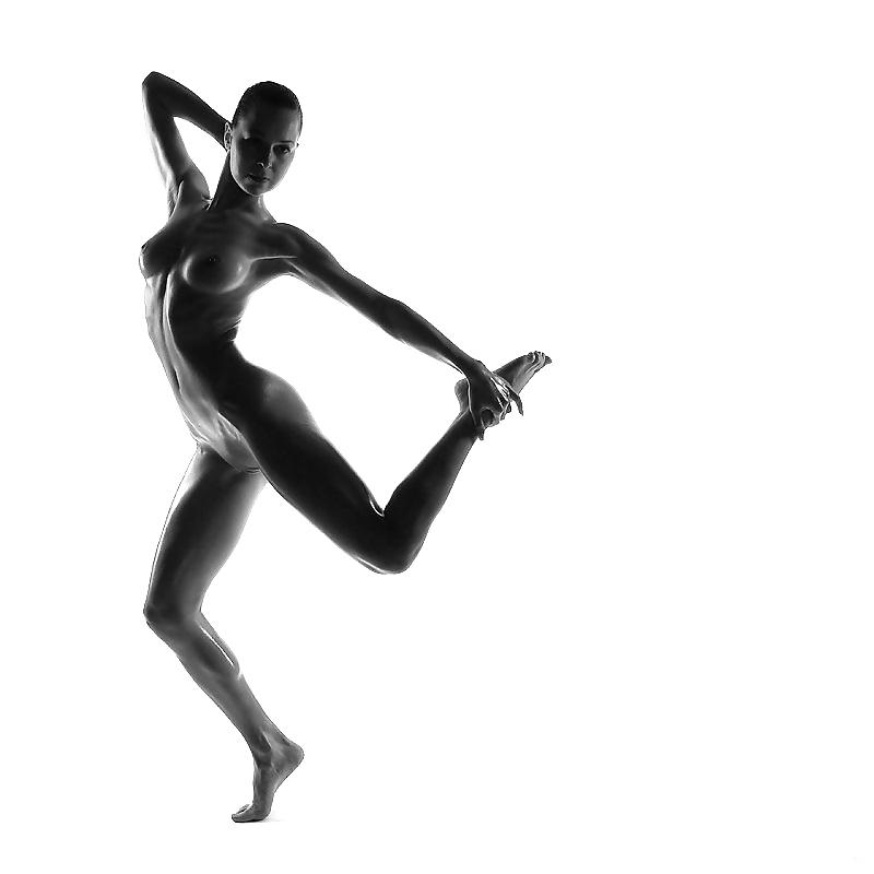 22P Erotic Nude Art 1