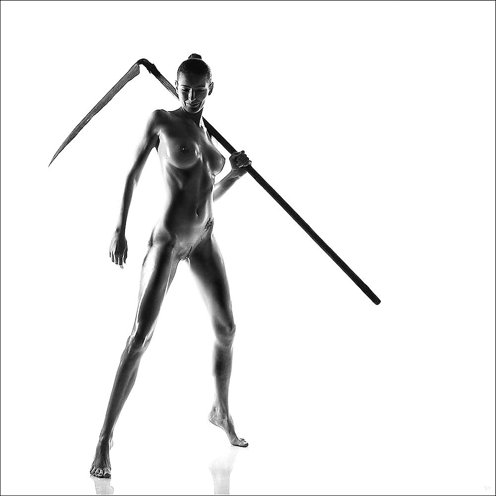 22P Erotic Nude Art 1