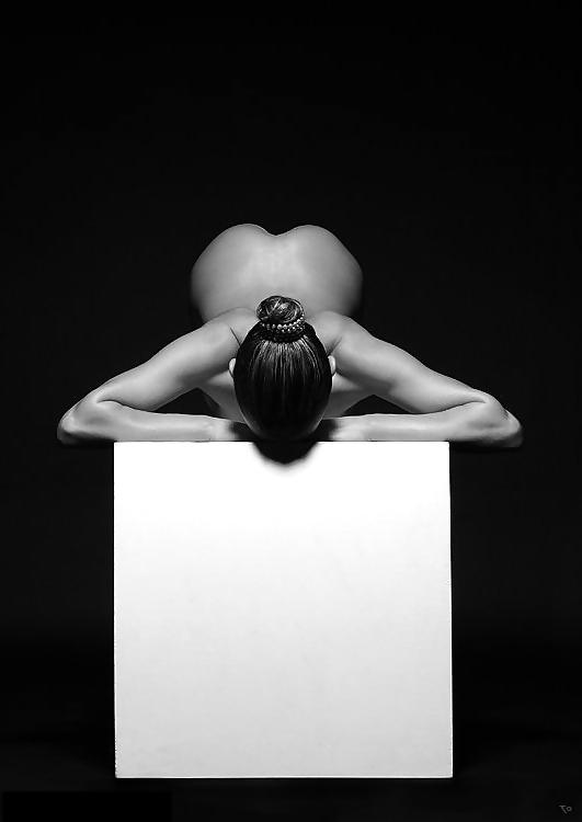 22P Erotic Nude Art 1