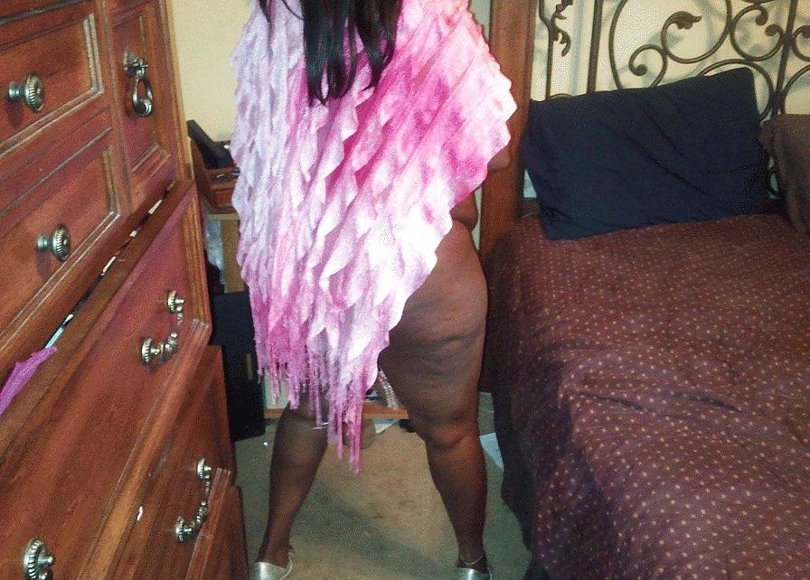 18P Some Asss And Pussy Play