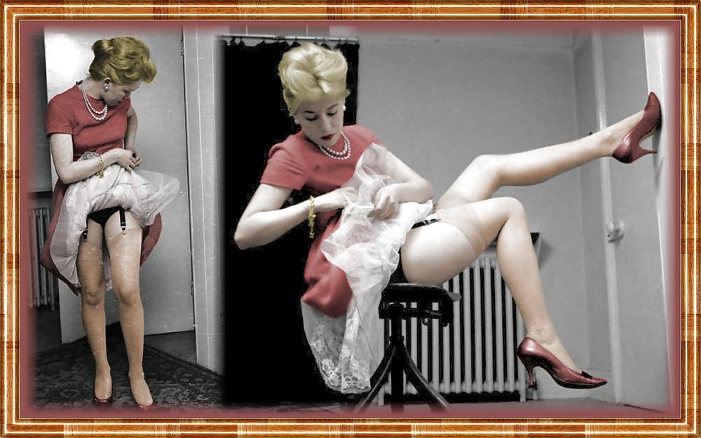13P Vintage Desktop Art